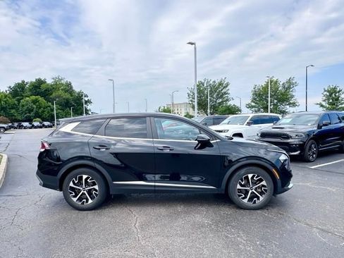 Used 2023 Kia Sportage EX FWD image 14