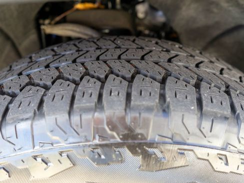 Used 2023 GMC Sierra 1500 Denali w/ Technology Package image 32