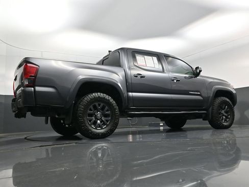 Used 2023 Toyota Tacoma SR5 w/ Technology Package AWD/4WD image 21