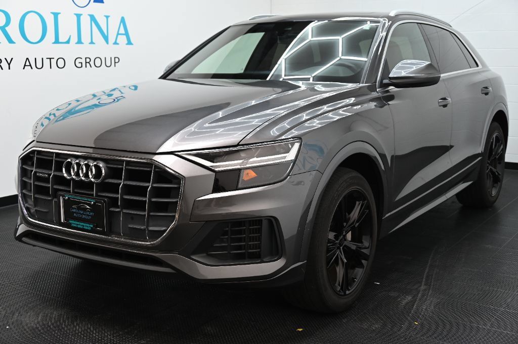 Used 2020 Audi Q8 Premium w/ Cold Weather Package AWD/4WD image 6