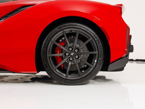 Used 2020 Ferrari 488 Pista Coupe RWD image 10