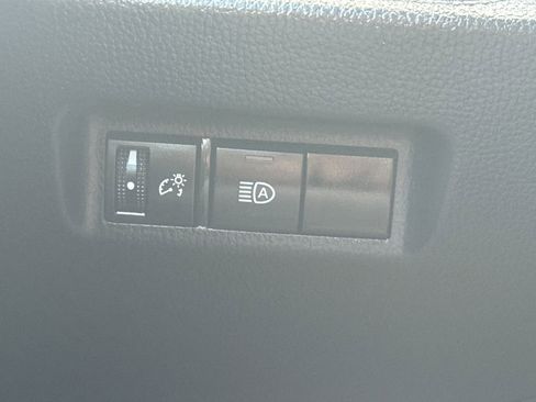 Used 2024 Toyota RAV4 LE image 29