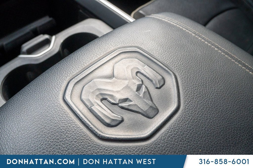 Used 2022 RAM 2500 Laramie w/ Night Edition AWD/4WD image 13