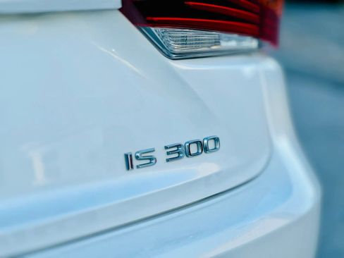 Used 2019 Lexus IS 300 w/ Accessory Package RWD image 20