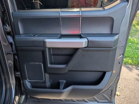 Used 2019 Ford F150 Lariat w/ Equipment Group 502A Luxury AWD/4WD image 35