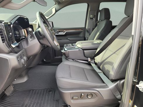 Certified 2025 Chevrolet Silverado 1500 RST image 15