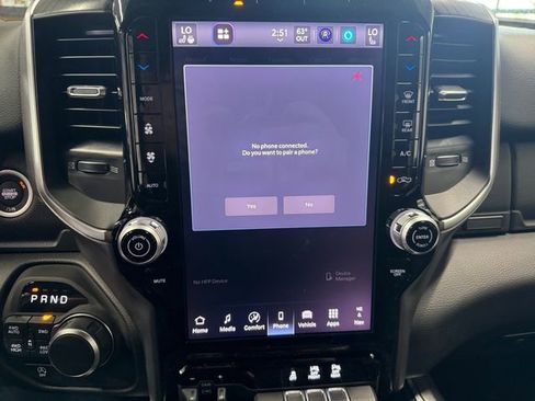 New 2026 RAM 1500 4x4 Crew Cab image 18