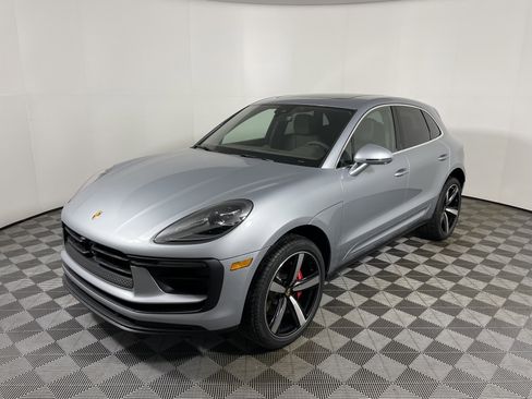 New 2026 Porsche Macan S AWD/4WD image 11