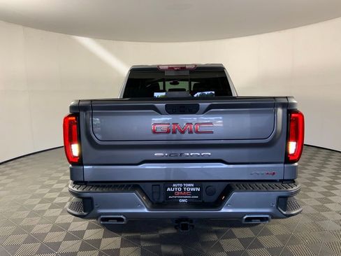 Used 2021 GMC Sierra 1500 AT4 w/ AT4 Value Package image 8