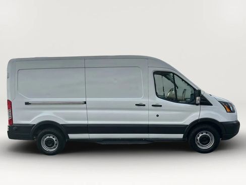 Used 2017 Ford Transit 250 148 Medium Roof image 3