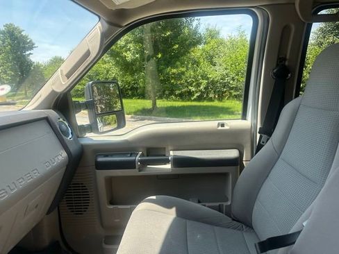 Used 2009 Ford F350 XLT AWD/4WD image 15