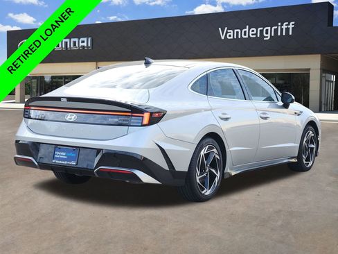 New 2025 Hyundai Sonata SEL FWD image 4