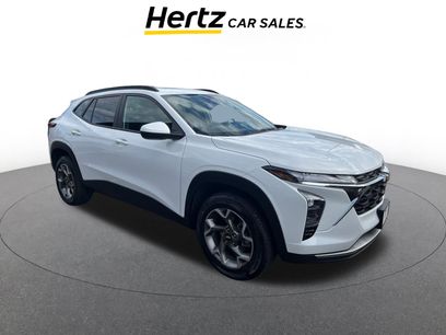 Used 2025 Chevrolet Trax LT