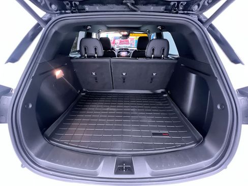 Used 2021 Chevrolet TrailBlazer RS w/ Sun and Liftgate Package AWD/4WD image 43