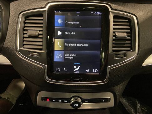 Used 2017 Volvo XC90 T6 Momentum w/ Vision Package image 36