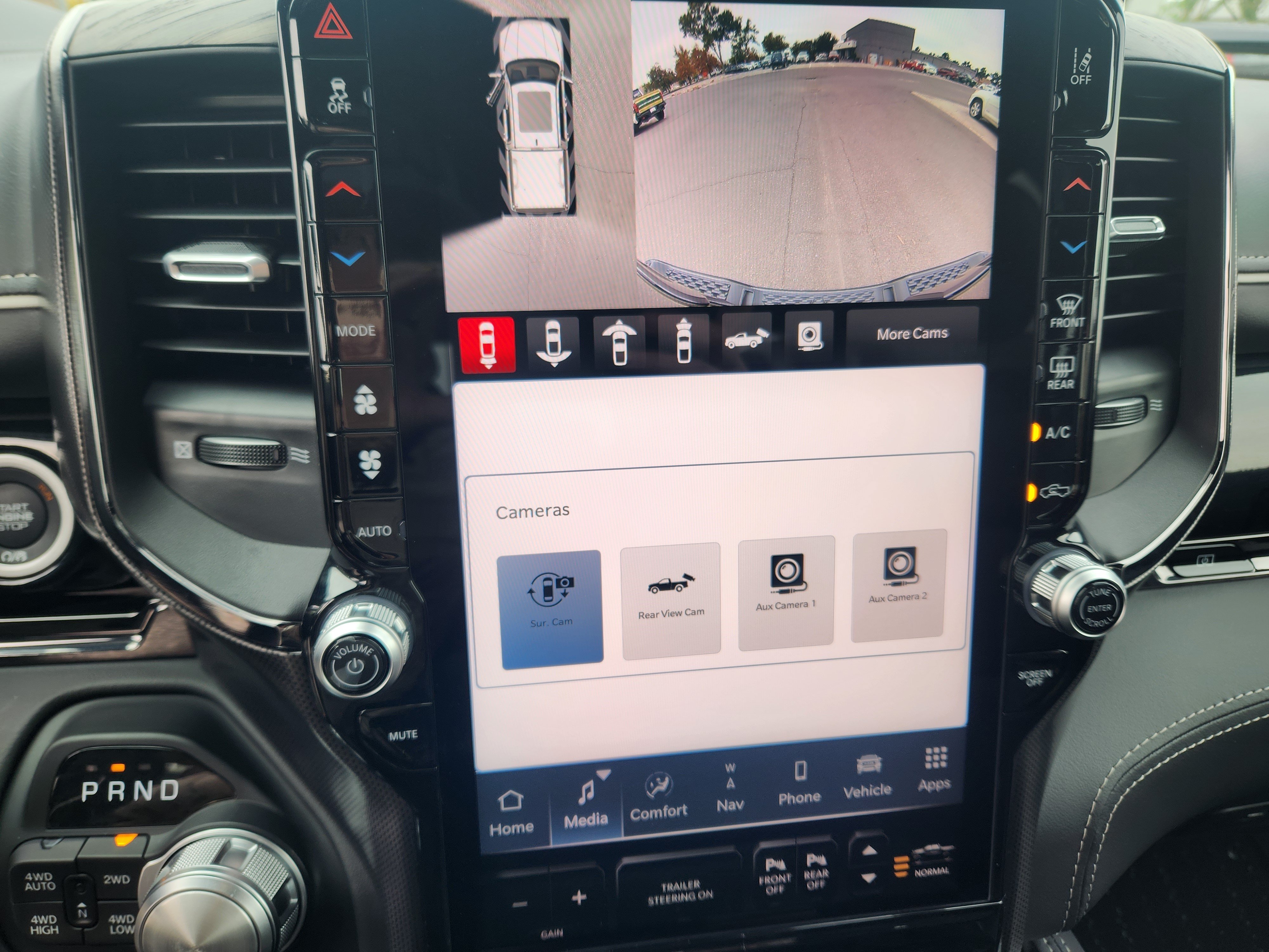 Used 2025 RAM 1500 Limited AWD/4WD image 15