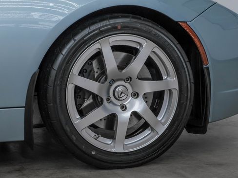 Used 2010 Tesla Roadster image 48