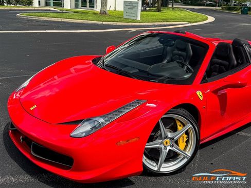 Used 2013 Ferrari 458 Spider RWD image 8