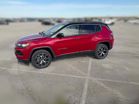 New 2026 Jeep Compass Limited image 5