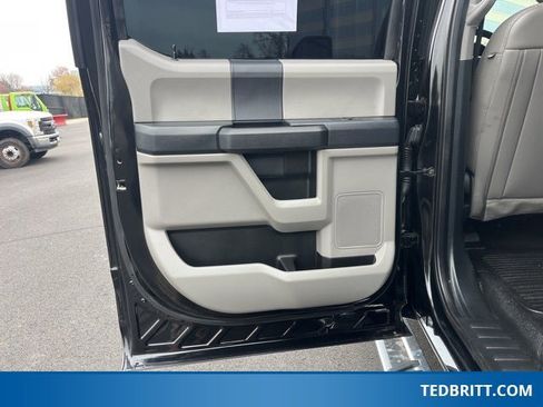 Used 2022 Ford F250 XL w/ Power Equipment Group image 16