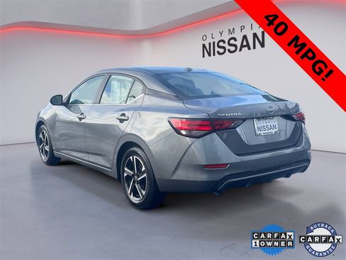 Used 2024 Nissan Sentra SV image 3