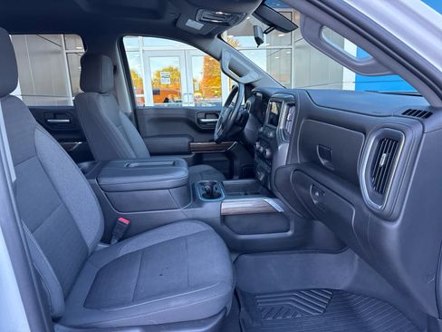 Certified 2022 Chevrolet Silverado 1500 RST image 4