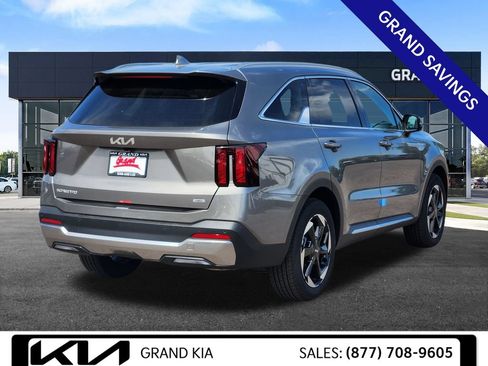 New 2026 Kia Sorento EX AWD/4WD image 5