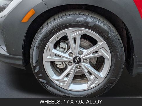 Used 2022 Hyundai Kona SEL w/ Convenience Package image 12