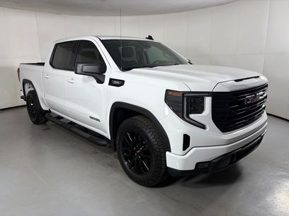 Used 2026 GMC Sierra 1500 Elevation w/ Elevation Select Package