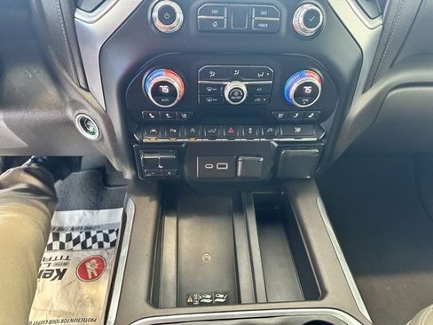 Used 2020 GMC Sierra 1500 SLT w/ SLT Premium Plus Package image 12