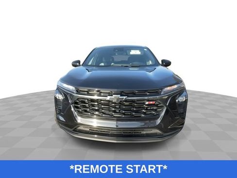 Used 2024 Chevrolet Trax RS w/ Driver Confidence Package image 4