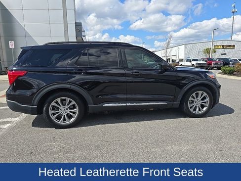 Used 2021 Ford Explorer XLT w/ Equipment Group 202A image 2