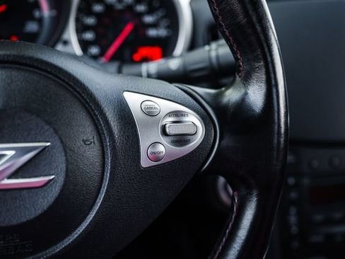 Used 2010 Nissan 370Z Touring w/ Sport Pkg RWD image 62