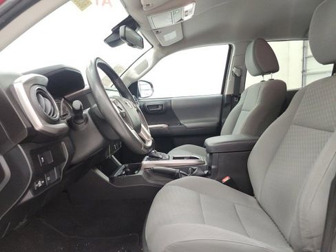 Certified 2022 Toyota Tacoma SR5 image 13