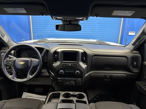 Used 2025 Chevrolet Silverado 2500 W/T w/ WT Convenience Package AWD/4WD image 25