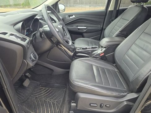Used 2015 Ford Escape Titanium w/ Equipment Group 301A image 16