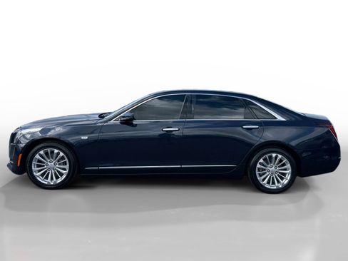 Used 2017 Cadillac CT6 2.0T RWD image 2