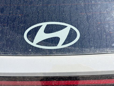 New 2026 Hyundai Tucson Limited image 11