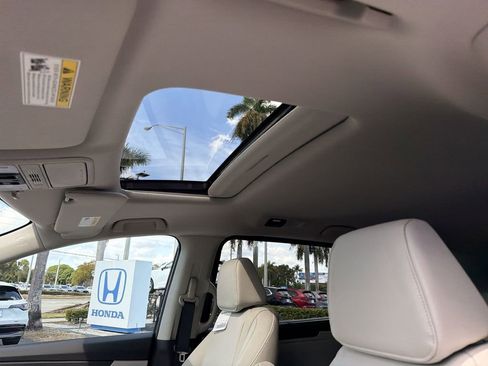 New 2026 Honda Odyssey EX-L image 23