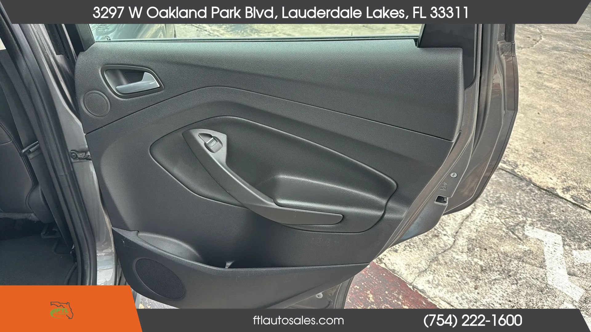 Used 2014 Ford C-MAX Energi SEL w/ Equipment Group 301A FWD image 32