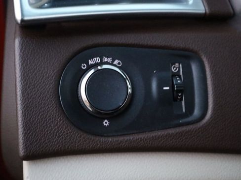 Used 2015 Cadillac SRX Luxury image 33