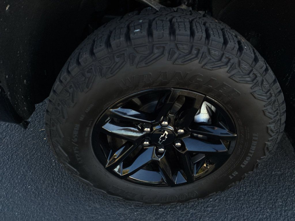 Used 2026 Chevrolet Silverado 1500 Custom Trail Boss AWD/4WD image 19