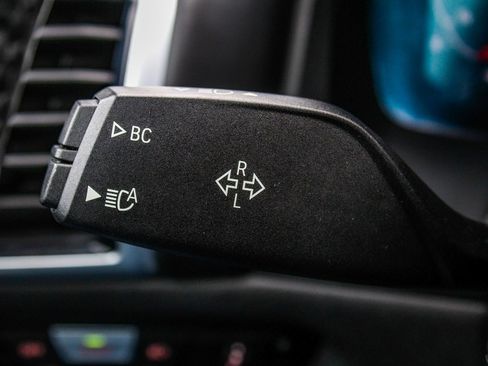 Used 2022 BMW 840i xDrive Convertible w/ Driving Assistance Package image 25