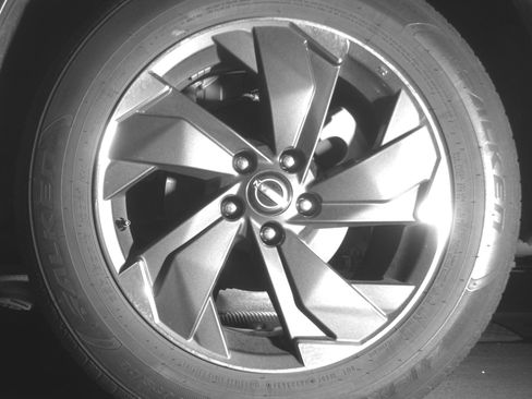 Used 2025 Nissan Rogue SV image 14