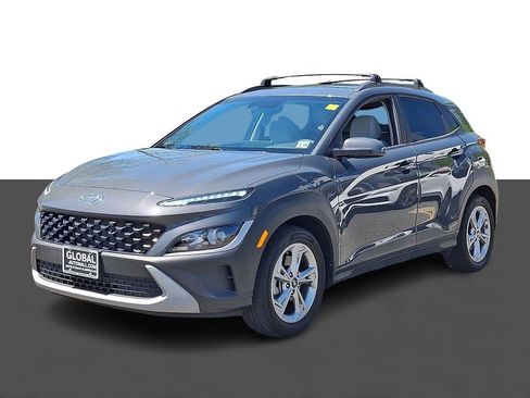 Used 2023 Hyundai Kona SEL AWD/4WD image 3