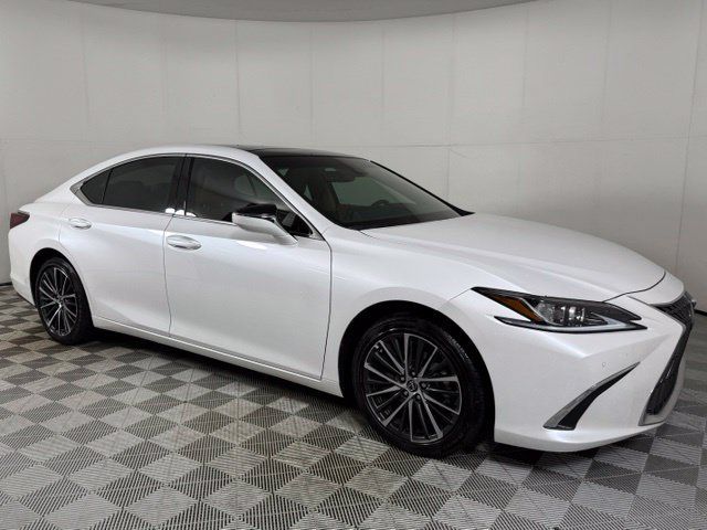 Used 2025 Lexus ES 350 w/ Premium Package FWD image 11