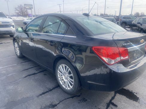 Used 2015 Chevrolet Cruze Eco image 2