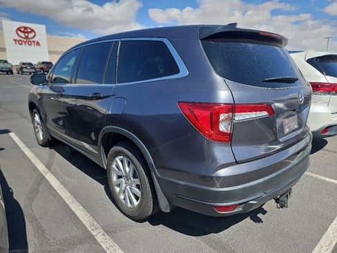 Used 2019 Honda Pilot LX image 2