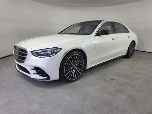 Certified 2022 Mercedes-Benz S 580 4MATIC Sedan image 8