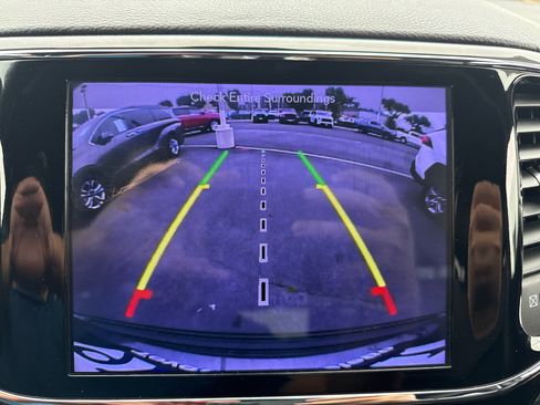 Used 2019 Jeep Grand Cherokee Altitude RWD image 31